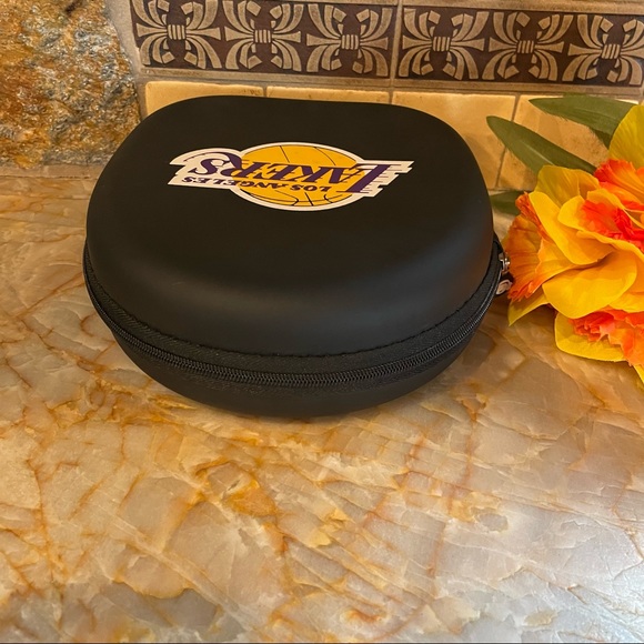 NWOT Los Angeles Lakers Thermos and Zippered Case - Picture 5 of 8